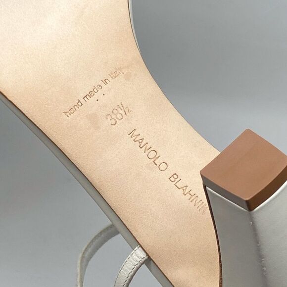 Manolo Blahnik Chaouhenhi 70MM Embellished Leather Sandals size 38.5 - Picture 14 of 14